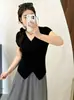 Roupas plus size femininas com design irregular, blusa de tricô feminina, estilo verão 2026, camiseta solta de manga curta para mulheres plus size