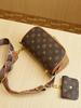 Bolso de lujo Bani Meizi Entry Niche Dumpling para mujer, bolso bandolera ancho de alta gama con correa para el hombro, bolso de pecho popular Old Flower Cyber.