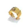 Anillo de Acero Titanio Chapado en Oro de 18 Quilates con Diseño Envolvente de Perlas, Lujo Ligero y Sensación de Alta Gama, Anillo Abierto, Joyería de Acero Inoxidable que No se Desvanece