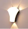 2024 creativa nueva lámpara de pared LED emisora de luz nórdica habitación dormitorio pared de fondo lámpara de pared impermeable exterior venta al por mayor