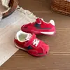 Zapatillas de entrenamiento alemanas para niños 2026 nuevo modelo de otoño para niños y niñas, zapatillas casuales Forrest Gump de suela blanda antideslizantes, zapatillas deportivas de bloqueo de color con estrellas
