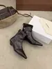 []2026 Nuevas Botas Cortas de Otoño Invierno Puntiagudas con Tacón Grueso Plisadas Retro Ajustadas Moda para el Trabajo Botas Cortas para Mujer