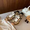 Versión de piel de vaca súper suave con 5 cm de aumento de altura interna, zapatillas de entrenamiento alemanas peculiares y lindas para mujer, zapatillas casuales versátiles con cordones, zapatillas de Forrest Gump