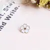 Broche de Flor de Cerezo para Colegio Japonés y Chica del Viento Hermoso Broche de Aguja para Cuello de Uniforme de Flor de Cerezo Metal Flor Gota de Aceite Insignia