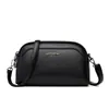 Bolsa feminina com toque de luxo, bolsa quadrada pequena, novo modelo transfronteiriço 2026, bolsa macia versátil para o dia a dia, bolsa de ombro e transversal