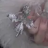 Estilo Frío Estilo Hada Mariposa Clip de Oreja Clip de Oreja Nuevo para Mujer Exagerado Lujo Ligero Distintivo Pendientes de Gama Alta Pendientes