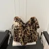 Bolso de Piel 2025 Otoño e Invierno Nuevo Bolso para Mujer Estampado de Leopardo Bolso de Mano Bolso de Hombro Bolso de Axila Gran Capacidad Bolso Cruzado Bolso para Viajar Moderno