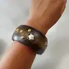 Pulsera de Madera Geométrica Multifacética Estilo Étnico Retro Transfronterizo Yongge Jewelry con Perlas de Imitación Incrustadas Diseñadas