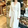 Cardigã de tricô em veludo sintético tipo mink com amarração na cintura, comprimento médio, novo estilo coreano outono e inverno, suéter-casaco solto elegante para mulheres