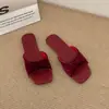 Sandalias de exterior para mujer 2026 nuevo verano gamuza punta cuadrada sin cordones planas versátiles sandalias Birkenstock