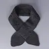 Cachecol Curto de Lã Macia Tricotado, Estilo Japonês de Inverno, Texturizado e Elegante, Quente e Versátil, Peça de Moda de Cor Sólida