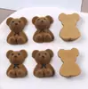 Gravata Borboleta Fofa Color Café Aveludada Desenho Animado Urso 3D Patch Acessórios de Cabelo Brincos Acessórios para Joias DIY Atacado