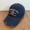 Boné de Baseball Americano Streetwear Puritancity com Bordado de Letras, Bordas Desgastadas e Furos, Versátil Boné Duckbill