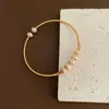 Pulseira de Pérolas de Água Doce Trançada de Cobre Novo Estilo Não Desbota para Mulheres, Pulseira de Pérolas Naturais com Design de Nicho, Abertura Ajustável
