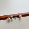 Exquisitos Aretes de Perlas Incrustados con Diamantes Asimétricos Estilo Francés, Aretes Elegantes y con Estilo, Nuevo Modelo 2026, Accesorios Únicos de Nicho para Mujeres