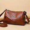Bolso de mujer de PU artístico, moderno, casual, sencillo, de estilo vintage, con un solo hombro, para primavera y verano. Venta al por mayor y dropshipping disponibles.