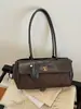 Bolso tipo Baguette de Diseño Único para Mujer 2026 Nuevo Vintage Versátil Bolso de Mano Bolso de Hombro con Bordado de Diamantes Bolso de Axila