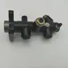 W047-43-400 W047-43-400A W047-43-400B Adequado para Cilindro Mestre de Freio Mazda