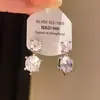 Brincos de Prata Banhados a Ouro Real 18k com Agulha de Prata Zircônia Pérola Redonda Brincos de Tarraxa Luxo Leve Toque de Alto Padrão Acessórios de Brinco da Moda Exquisitos para Mulheres