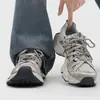 Nuevas zapatillas de papá con correa para el verano de 2026, suela gruesa, para hombre, zapatillas de pareja, zapatillas de malla, zapatillas de rebote con suela blanda