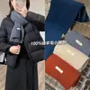 Bufanda Pequeña de Lana Merino 100% Canción de Amor de Invierno, Realza el Cutis, Cálida y Agradable para la Piel, Calentador de Cuello de Alta Calidad G121910
