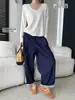 Sikan Otoño Nuevo Estilo Simple y Relajado Versátil Cuello en U Holgado Adelgazante Casual Manga Larga Camiseta SN9201