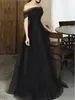 Vestido de novia ligero en organza rosa, sin hombros, estilo nicho de alta gama, sesión de fotos de pareja temática de estudio, vestido elegante para exteriores
