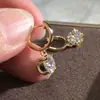 Venta caliente estilo coreano Elegante Beso de Ángel hebilla de oreja de diamante al por mayor elegantes pendientes de cristal de circonita de moda
