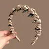 Tiara com Dentes Antiderrapante Céu Estrelado Pontilhado Strass, Coroa Alta, para Mulheres, Adequada para Uso Diário, com Toque de Alto Padrão e Luxo, Acessório de Cabeça Outono e Inverno