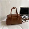 Bolsa de Bowling Retrô Estilo Coreano para Mulheres Outono e Inverno 2025 Nova Moda Bolsa de Ombro de Alto Padrão Bolsa Carteiro Versátil Bolsa Transversal