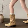 Botas Chuyuji de Bico Fino com Salto Bloco Empilhado Melard de Cano Médio para Mulheres, Nova Coleção Outono/Inverno Emagrecedoras Versáteis Camurça Retro Corte em V