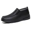 Sapatos masculinos de algodão para inverno transfronteiriços, forrados com pelúcia, espessados, quentes, de couro, slip-on casuais, versáteis para exterior à prova de frio
