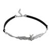 Collar de murciélago volador con alas negras de gran apertura, estilo gótico, de fábrica.