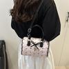 Bolso de Mano Rosa de Verano Tipo Almohada Bolso de Mujer 2025 Nuevo Bolso Cruzado de Alto Gama Estilo Ballet