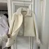 Jaqueta de inverno feminina de tweed espesso com lapela, forro de pelúcia e design de retalhos, tamanho pequeno, em estilo inspirado em Chanel