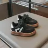 Zapatos para Niñas 2026 Otoño Nuevo Estilo Zapatos Casuales para Niños Tenis Cómodos para Bebé Versátiles Zapatos Deportivos para Niños Modernos