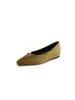 Outono de 2026 Sapatos Baixos Franceses de Nicho Femininos Ano do Pipa Bico Quadrado Fivela de Metal Boca Rasa Couro Macio Sapatilhas Sapatos de Festa