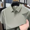 Camiseta de manga corta para hombre con cuello alto, nuevo estilo de verano, sin costuras, seda de hielo, fresca y delgada, con cuello camisero, al por mayor