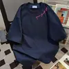 Camiseta Gris Retro Japonesa de Moda de Manga Corta para Hombre 2026 Verano Moderna Versátil Holgada de Media Manga Estilo Perezoso de Hong Kong