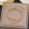 Centenas de Pulseiras Meichen Europeias e Americanas Ouro 18K Não Desbota Aço Titânio Femininas Simples e Versáteis Ins Personalizadas Moda Joias de Mão