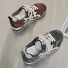Populares zapatillas de entrenamiento alemanas retro con plataforma gruesa para aumentar la altura para mujer, nuevo modelo otoño 2026, zapatillas deportivas casuales transpirables y versátiles para mujer