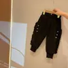 Liquidação de Roupas Infantis para Meninas com Preços com Desconto Liquidação de Tamanhos Descontinuados Fornecimento de Roupas Infantis no Atacado