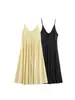Ropa de Mujer Transfronteriza 2026 Verano Nuevo Producto Estilo Europeo y Americano Sexy Textura de Satén de Seda Vestido de Tirantes Plisado 3067/380