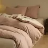 Juego de cuatro piezas de algodón puro cepillado de lujo ligero para otoño e invierno, juego de ropa de cama de tres piezas de color liso bicolor de algodón cálido y grueso