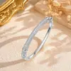 Pulseira de Bambu Segmentada com Diamantes Inteiros de Luxo Leve com Design Único, Pulseira Fina, Estilo de Nicho, Faz as Mãos Parecerem Mais Finas, Adequada para Uso Diário, Presente Requintado para Namorada