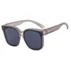Set de Gafas de Sol para Hombres y Mujeres, Que Se Pueden Usar Como un Par de Gafas para Miopía, Una para Conducir, Gafas de Sol de Moda, Protección Solar de Verano, Logo Personalizado