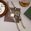Pulsera de Trébol de Cuatro Hojas de Moda con Reloj de Cuarzo para Mujer con Piedras Preciosas de Colores y Diamantes Completos, Reloj de Transmisión en Vivo Más Vendido