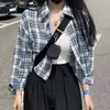 Camisa corta a cuadros retro chic coreana con cuello de solapa, ropa de protección solar