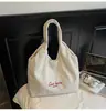 Bolsa Tote de Veludo de Grande Capacidade para Mulheres Outono e Inverno Novo Estilo Estilo Preguiçoso Grande Capacidade para o Dia a Dia Trabalho Aula Bolsa de Ombro