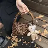 Bolso de Mano Plegado con Pedrería de Lujo Nicho para Mujer 2026 Otoño Estilo Coreano Moderno Chic de Hombro Único Cruzado Bolso Dumpling